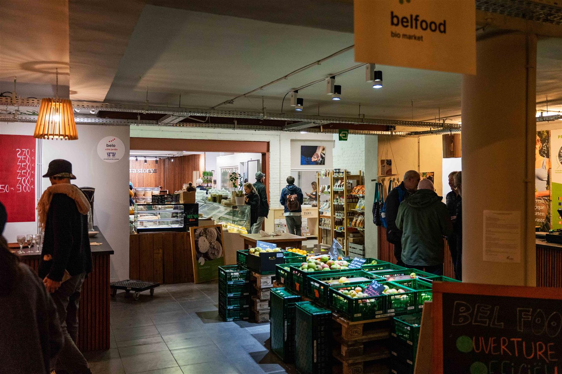 BelFood (formerly known as The Food Hub) is Groot Eiland's Molenbeek bioshop with a focus on local, fair trade and quality products 